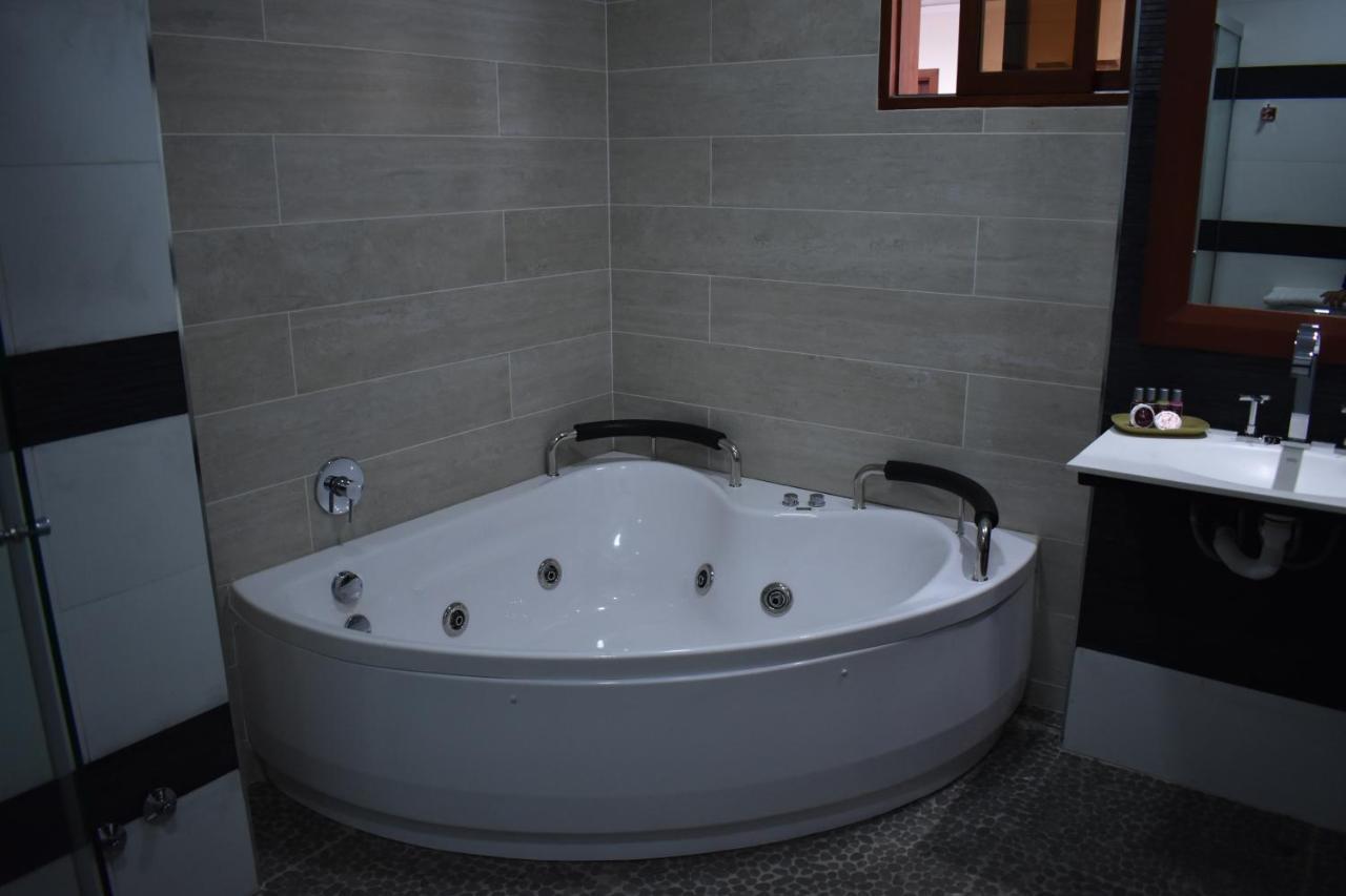 Hotel Boutique Vendimia Tarija Luaran gambar